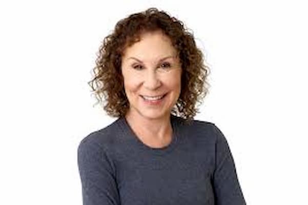 Rhea Perlman Bio, Age, Parents, Husband, Films, Net Worth