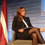 Dareen Abughaida Bio, Al Jazeera English, Age, Family, Husband, Height, Net Worth, Salary