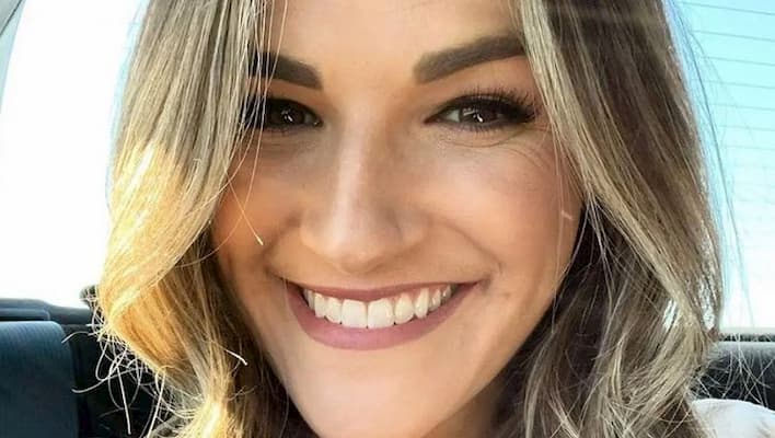 Grace Leer Bio, Age, Education, Parents, Siblings, Height, American Idol, Band, Top 10, Soccer, Net Worth