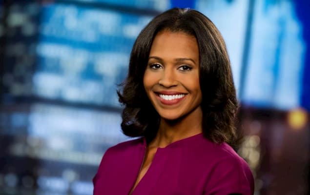 Shayna Seymour Bio, Age, Husband, Sons, Family, WCVB, Salary, Net Worth