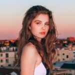 Ellie Thumann Bio, Age, Boyfriend, Family, Height, Net Worth