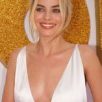 Margot Robbie Net Worth – Hollywoodworth
