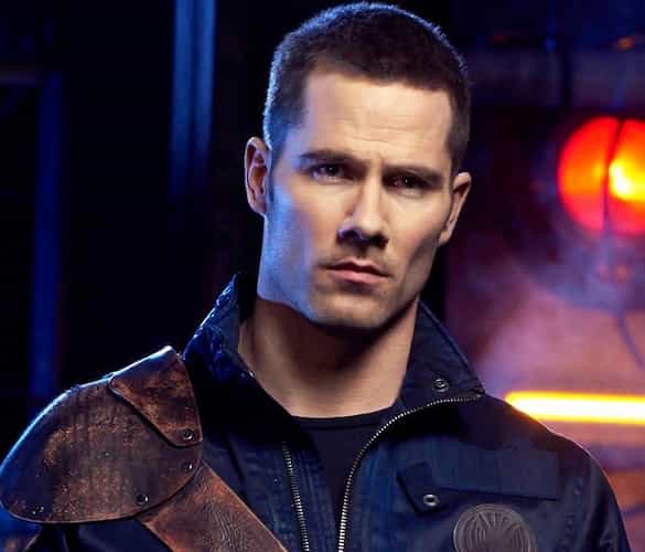 Luke Macfarlane Bio, Movies, Age, Family, Partner, Gay, Height, Net Worth