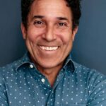 Oscar Nunez Bio, Age, Family, Wife, Height, Net Worth, Movies