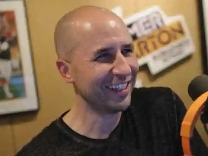 Al Dukes Bio, Age, Family, Wife, WFAN, CBS, Height, Salary, Net Worth