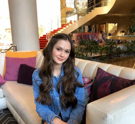 Olivia Sanabia Bio, Age, Boyfriend, Height, Family, Sister, Net Worth