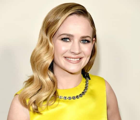Britt Robertson Bio, Age, Boyfriend, Family, Height, Net Worth, Movies