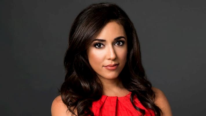 Sonia Azad Bio, Age, Husband, Parents, WFAA, Yoga, Net Worth, Salary