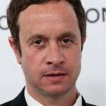 Pauly Shore Bio, Age, Family, Wife, Son In Law, Height, Net Worth, Movies