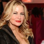 Married or single?  Who is he dating?