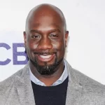 Who is the wife of Richard T Jones?  More about his children and net worth