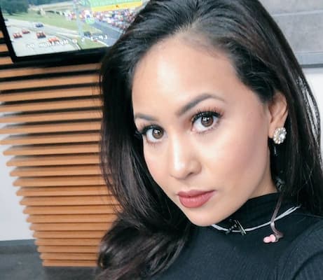 Anavid Reyes Bio, KPRC2, Age, Family, Husband, Height, Net Worth, Salary