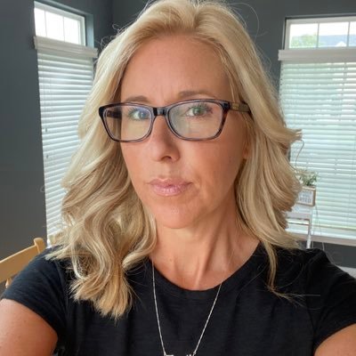 Joce Sterman Bio, Age, Family, Husband, Net Worth, Salary