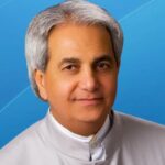 Benny Hinn Bio, Age, Wife, Children, Church Location, Net Worth, Books