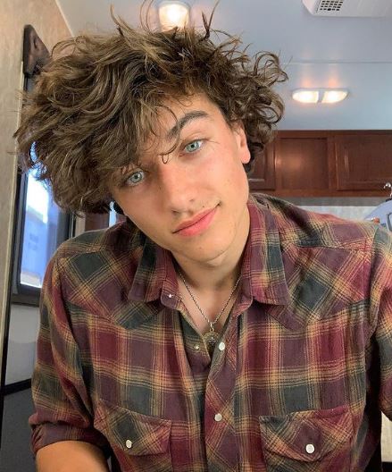 Is Gavin Casalegno Dating Larsen Thompson?  How long are they dating?