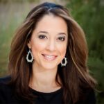 Mireya Villarreal Bio, Age, Height, Weight, Husband, Family, Salary, Net Worth