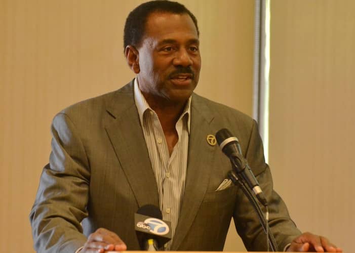 Marc Brown (journalist), ABC7, Bio, Age, Family, Wife, Height, Net Worth, Salary