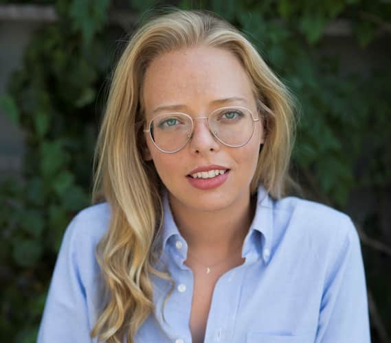 Elle Reeve Bio, Age, Husband, Family, Children, Net Worth, Salary