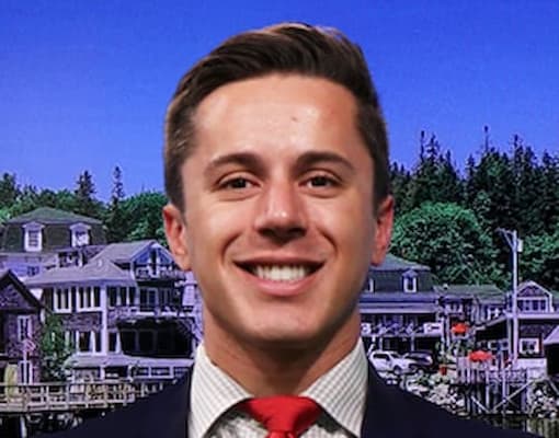 Andrew Kieckhefer Bio, FOX22, Age, Family, Height, Wife, Net Worth, Salary