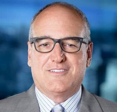 Julian Crews Bio, Age, Wife, Family, WGN-TV, Net Worth, Salary