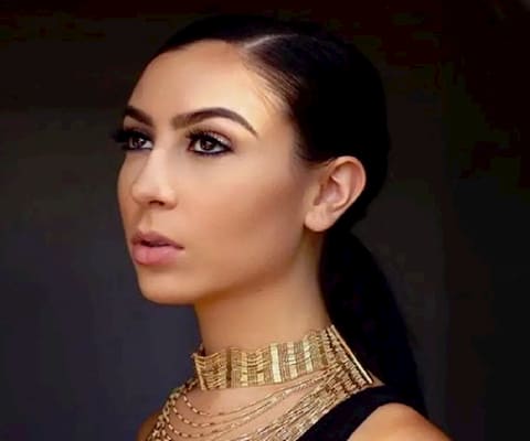 Jessica Vanessa Bio, Age, Height, Husband, Bikini, Net Worth, Twitter, Instagram