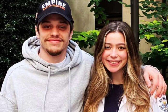 Casey Davidson (Celebrity Sister), Bio, Age, Height, Weight, Boyfriend