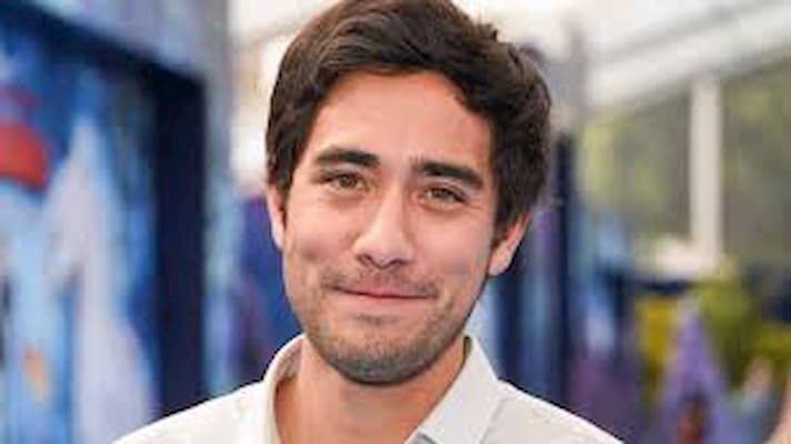 Zach King Bio, Age, Height, Wife, Net Worth, Instagram, YouTube, Magics, Vine