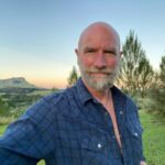 Graham McTavish is married to his wife: information about his family