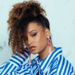 Does Elarica Johnson have a husband?  Information about her and married love life