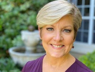 Liz Harrison Bio, Age, Husband, Family, ABC30, Net Worth, Salary