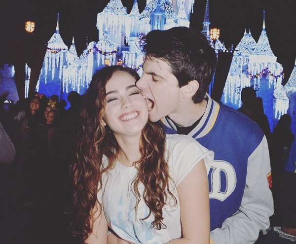 Mary Mouser and Brett Pierce