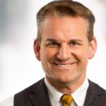 Mike Max Bio, Age, Wife, Height, Family, WCCO-TV, Salary, Net Worth
