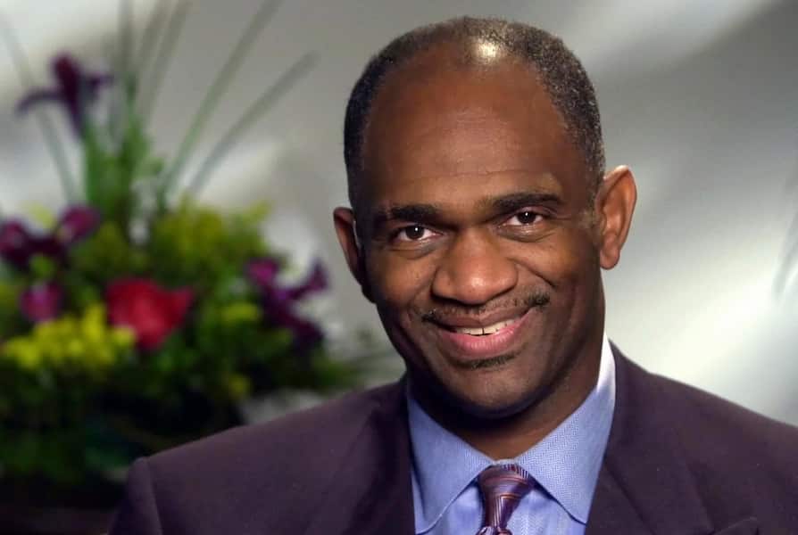 Kirbyjon Caldwell Bio, Age, Wife, Family, Net Worth, House, Cars