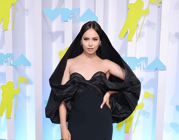 Is Purple Hearts star Sofia Carson single?  Your Dating and Relationships Update