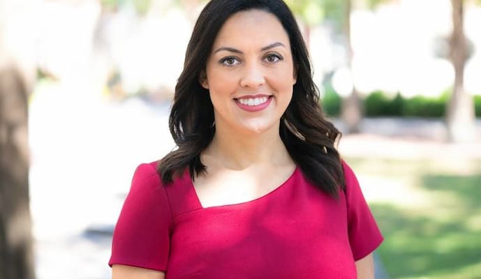 Cheryn Stone Bio, News 13, Age, Height, Family, Husband, Net Worth, Salary