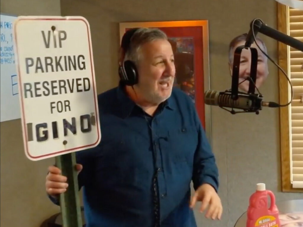 Gino Salomone Bio, Age, Height, Weight, Wife, Family, Salary, Net Worth, Twitter