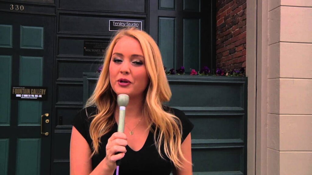 Christina Van Zelst Bio, Age, Height, Weight, Husband, Family, Net Worth