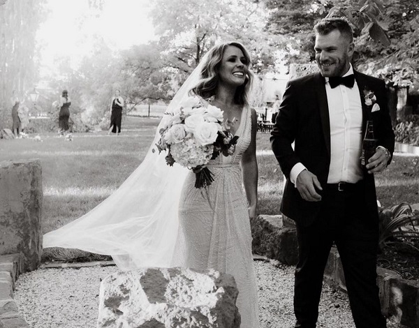 Aaron Finch and his wife
