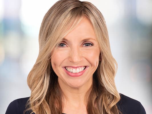 Susan-Elizabeth Littlefield Bio, WCCO, Age, Husband, Family, Net Worth, Salary