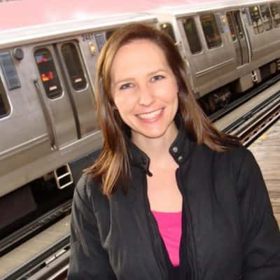 Sarah Jindra Bio, Age, Husband, Family, Height, WGN-TV, Net Worth, Salary