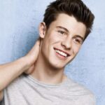 Shawn Mendes Bio, Age, Height, Girlfriend, Sister, Net Worth