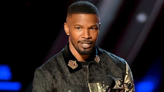 Jamie Foxx Bio, Age, Family, Education, Wife, Kids, Career, Awards, Net Worth.