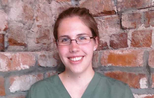 Dr. Emily Thomas Bio, Age, Husband, Family, Net Worth, Salary