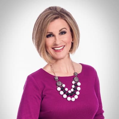 LeighAnn Towne Bio, Age, FOX 17, Husband, Family, Net Worth, Salary
