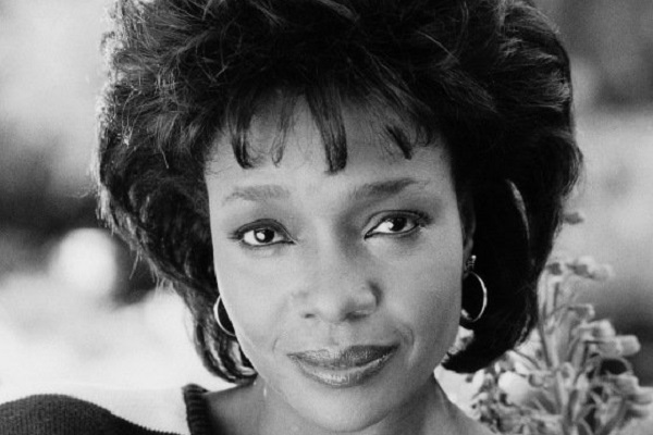 How much is Beverly Todd’s net worth?  Meet her husband and married life