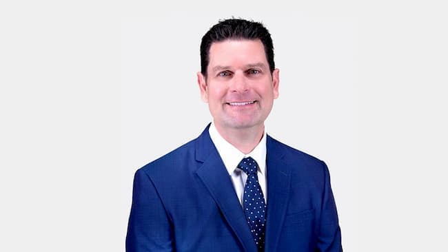 Arran Andersen Bio, Age, Wife, Family, CBS, Net Worth, Salary