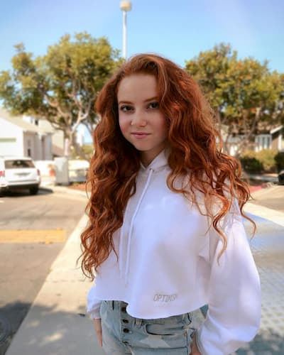 Francesca Capaldi Bio, Age, Boyfriend, Family, Height, Net Worth