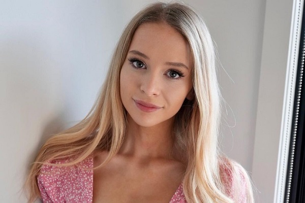 Explore Bebahan’s Biography, Family, Boyfriend and Net Worth
