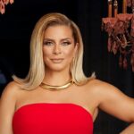 Who are Robyn Dixon’s parents?  Explore your siblings and family history