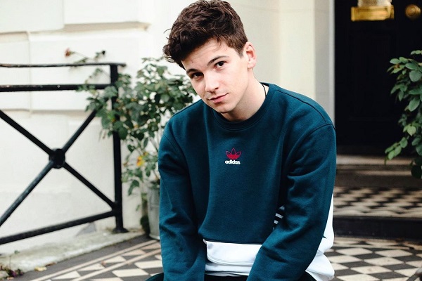 Is Jacob Dudman dating a girlfriend, Elisha Applebaum?  This is what we know!